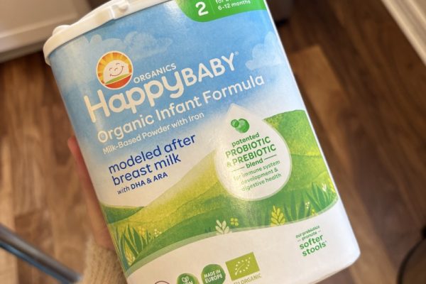 مراجعة منتج تركيبة حليب الأطفال Happy Baby: لماذا نحبه (2024)